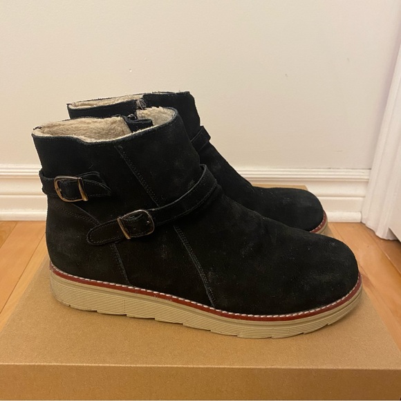 Royal Canadian Winter Boot - Picture 7 of 7